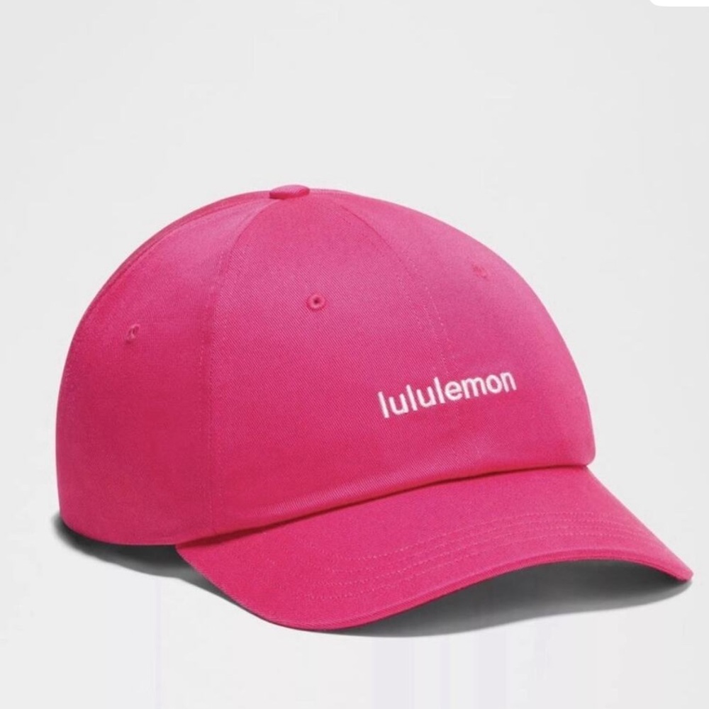 Lululemon Unisex Classic Ball Cap in Magenta/White Size S/M NWT